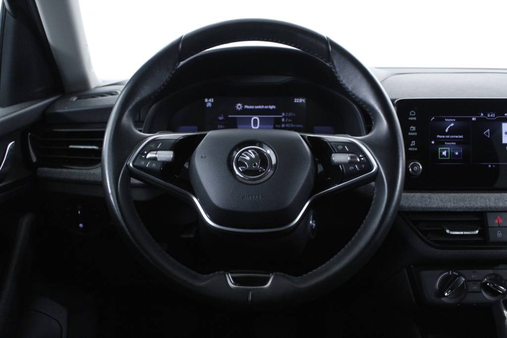 skoda-kamiq-2024-gasolina-999cc