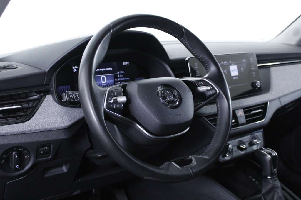 skoda-kamiq-2024-gasolina-999cc