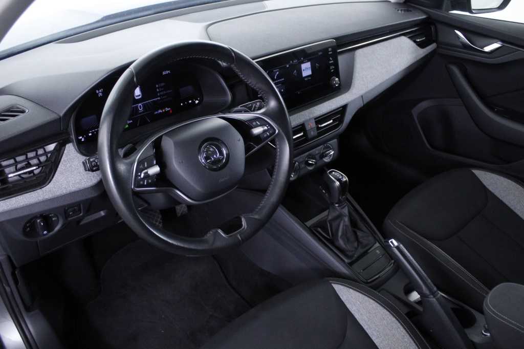 skoda-kamiq-2024-gasolina-999cc