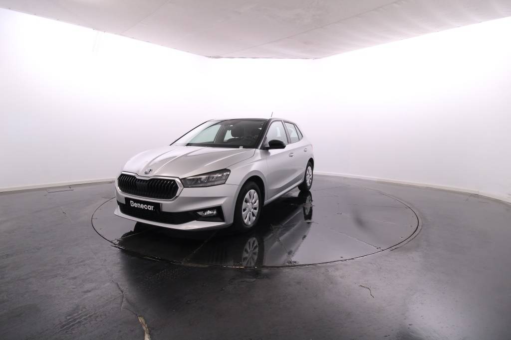 skoda-fabia-2023-gasolina-999cc