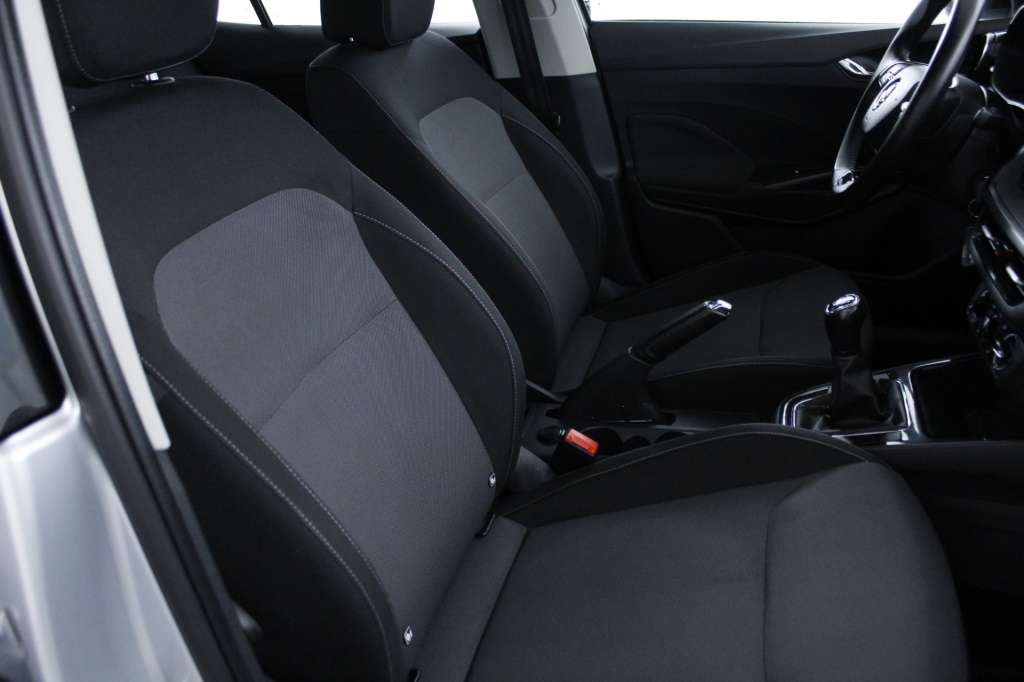 skoda-fabia-2023-gasolina-999cc