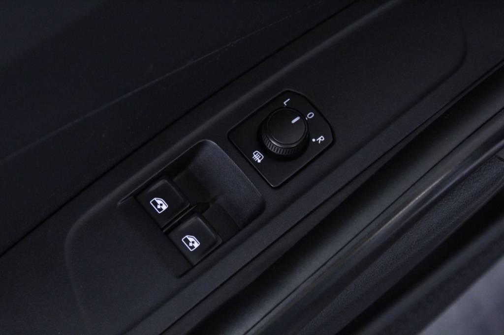 skoda-fabia-2023-gasolina-999cc