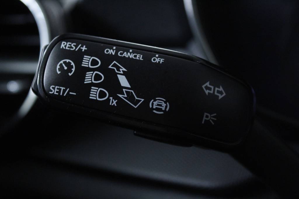 skoda-fabia-2023-gasolina-999cc