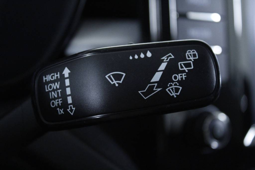 skoda-fabia-2023-gasolina-999cc