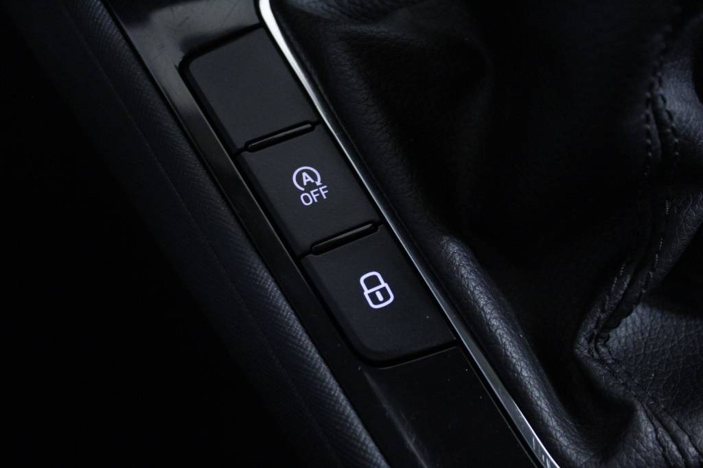 skoda-fabia-2023-gasolina-999cc