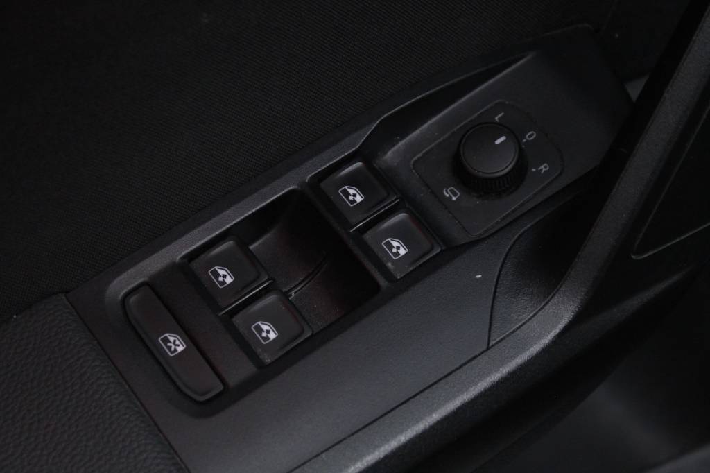 seat-ibiza-2024-gasolina-999cc