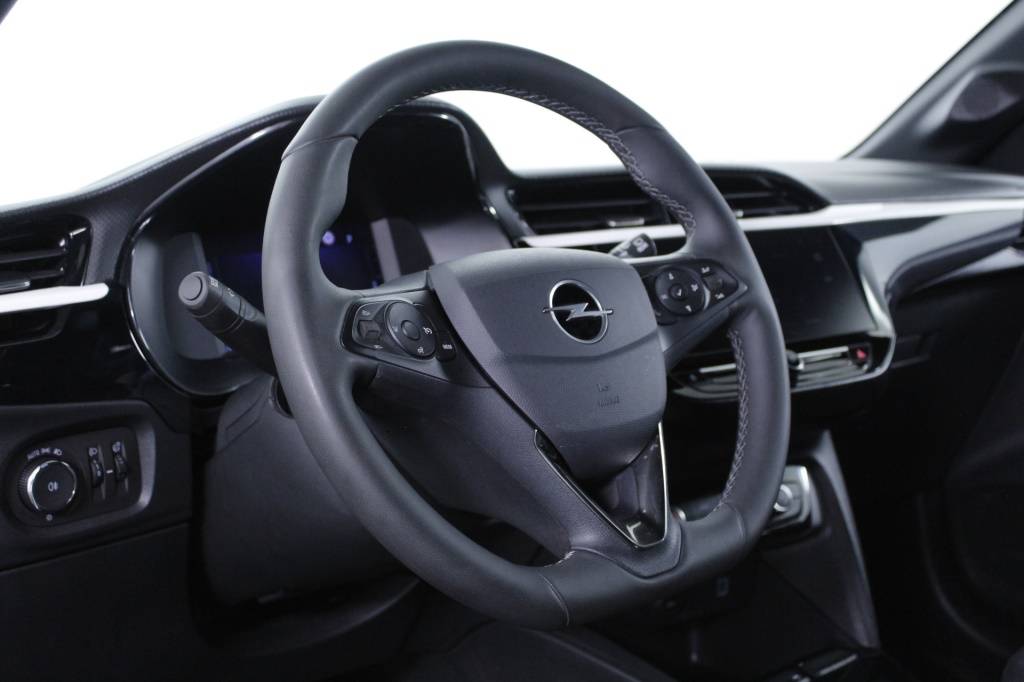 opel-corsa-2025-hibrido-1199cc