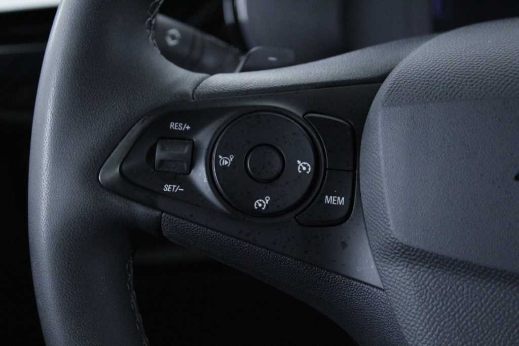 opel-corsa-2025-hibrido-1199cc