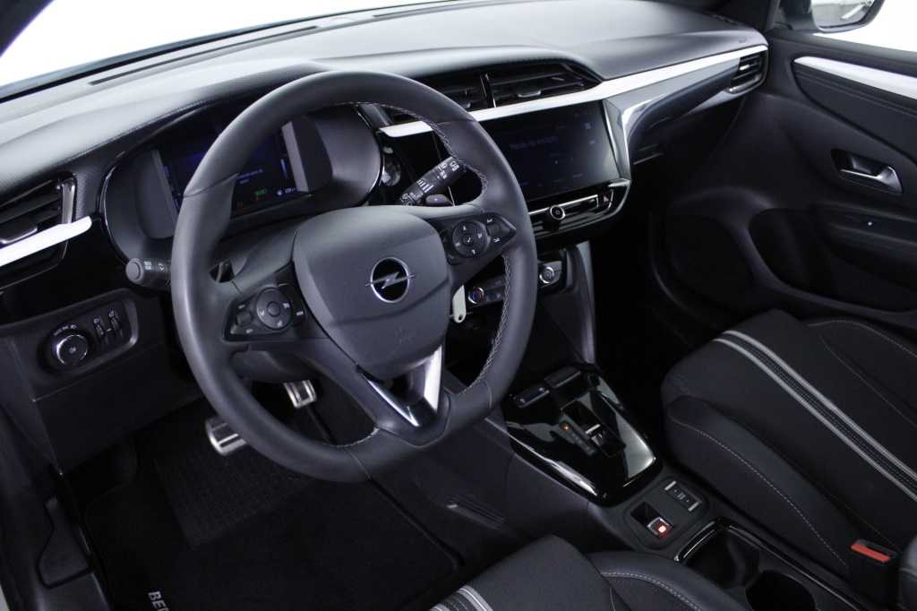 opel-corsa-2025-hibrido-1199cc