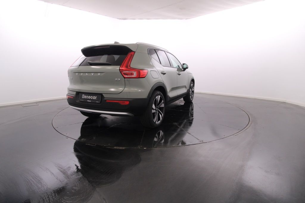 volvo-xc40-2025-hibrido-1969cc