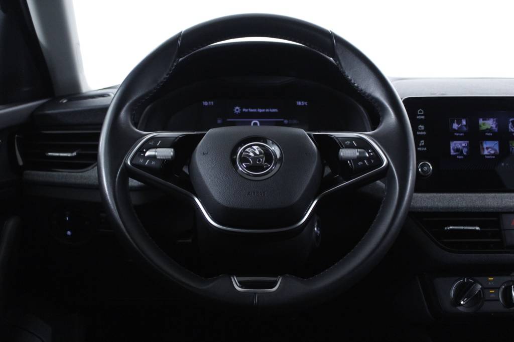 skoda-scala-2024-gasolina-999cc