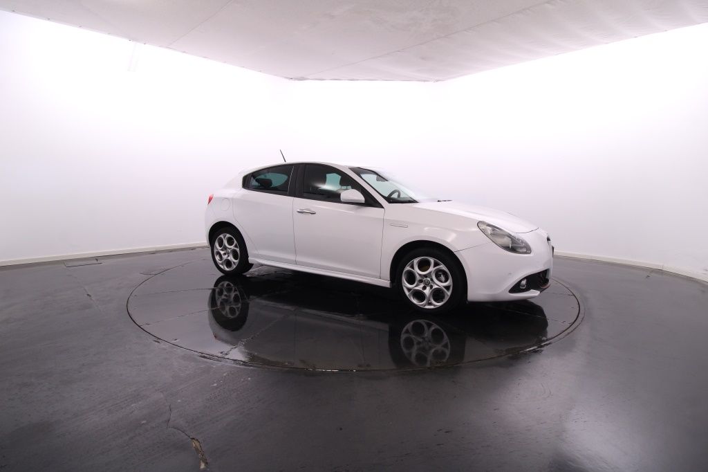 alfa-romeo-giulietta-2019-diesel-1598cc