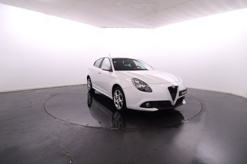 alfa-romeo-giulietta-2019-diesel-1598cc