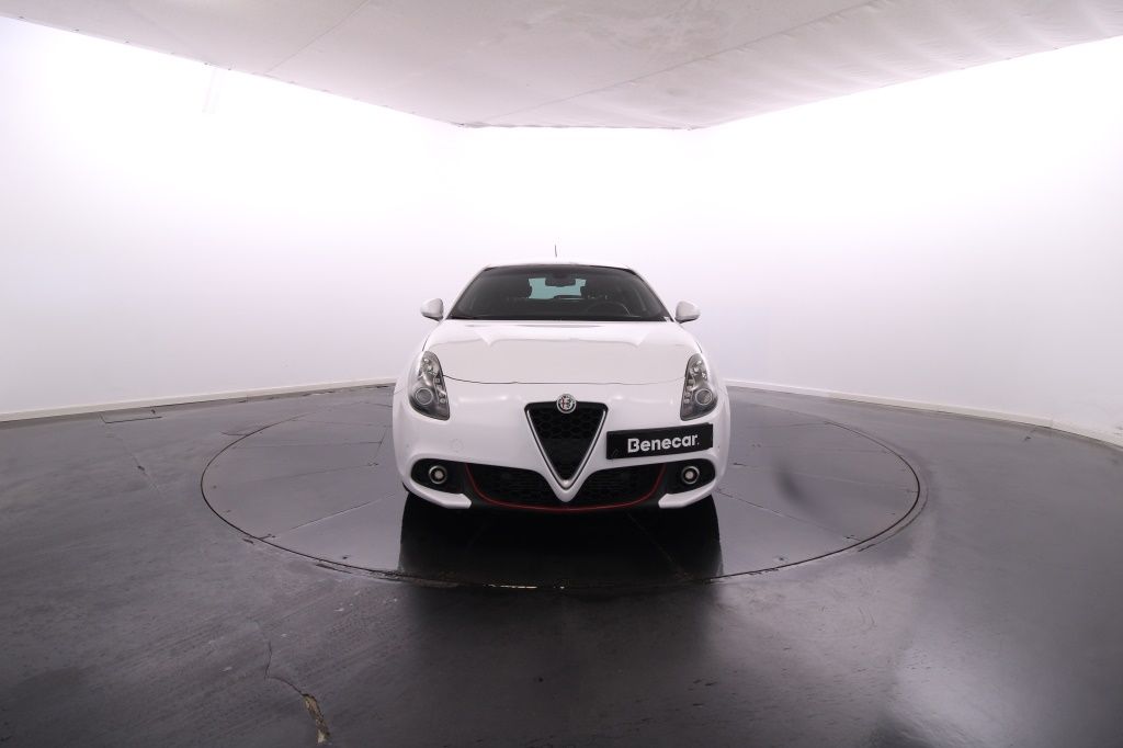 alfa-romeo-giulietta-2019-diesel-1598cc