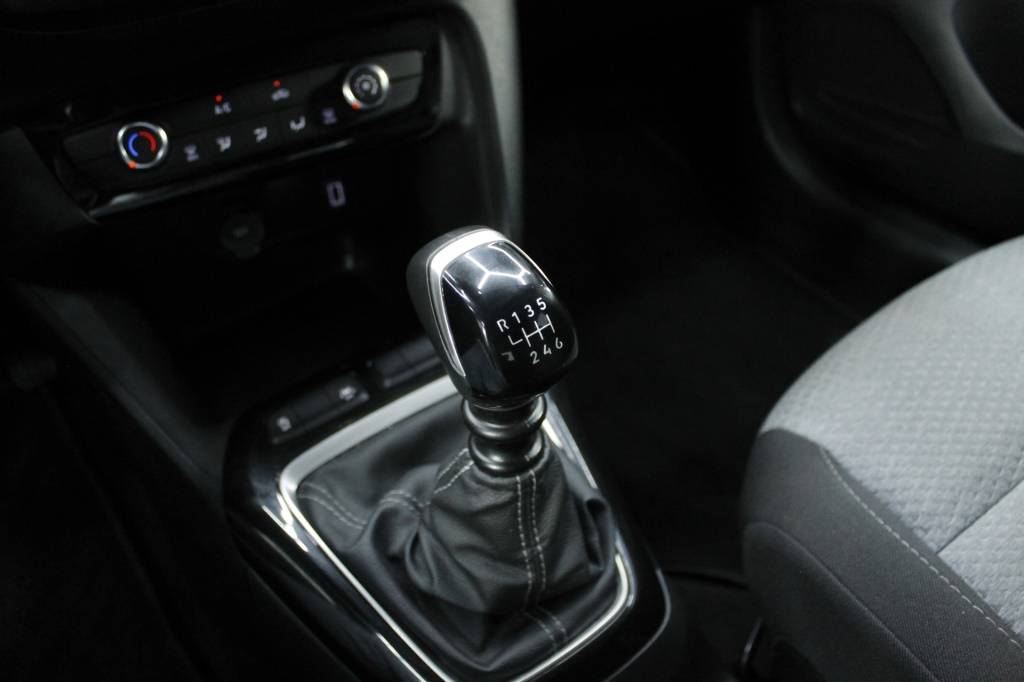 opel-corsa-2024-gasolina-1199cc