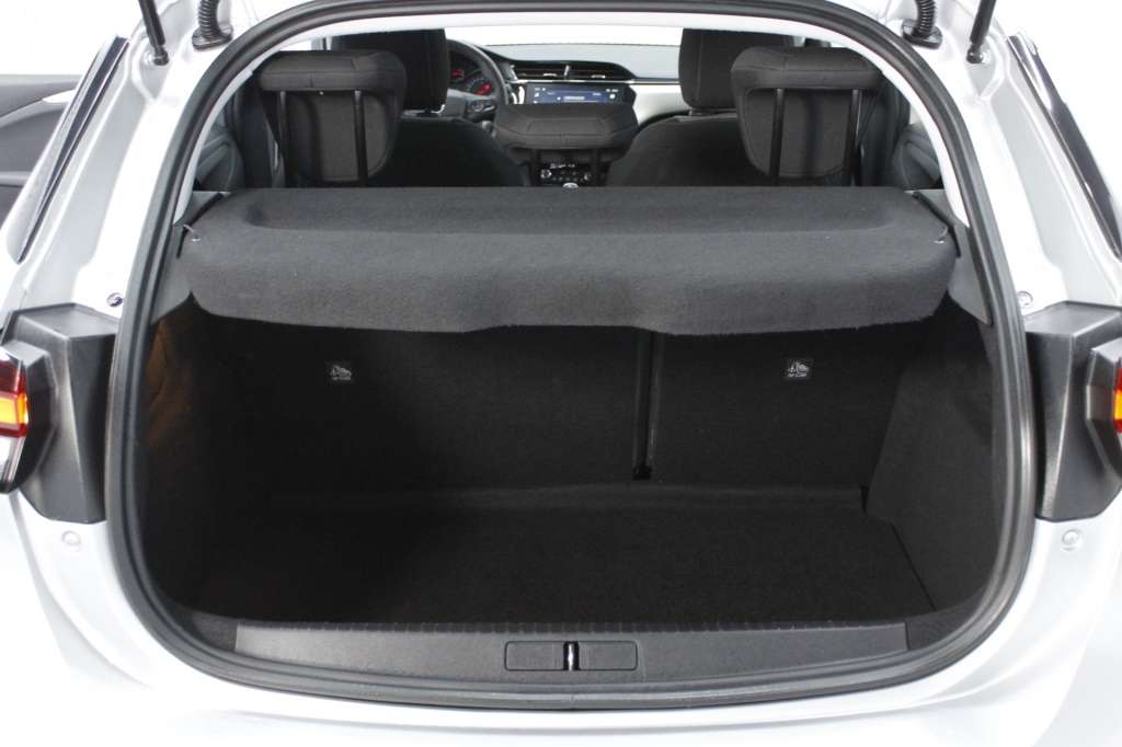 opel-corsa-2024-gasolina-1199cc