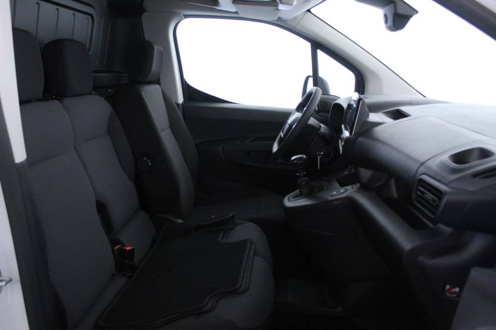 opel-combo-2024-diesel-1499cc