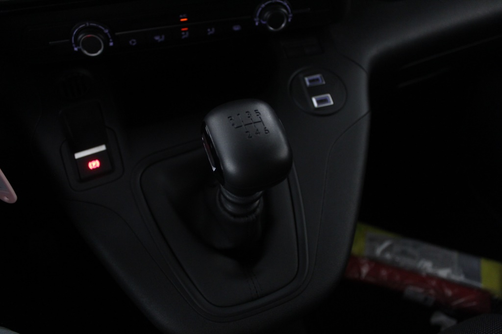 opel-combo-2024-diesel-1499cc