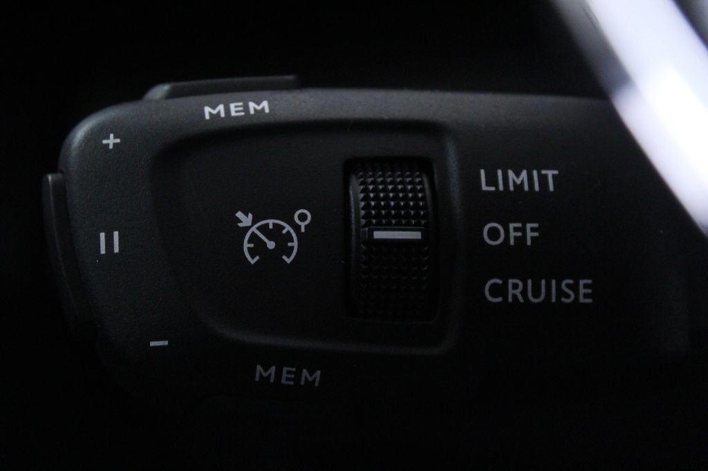 peugeot-3008-2024-gasolina-1199cc