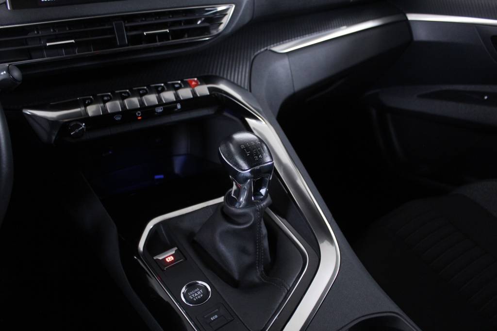 peugeot-3008-2024-gasolina-1199cc