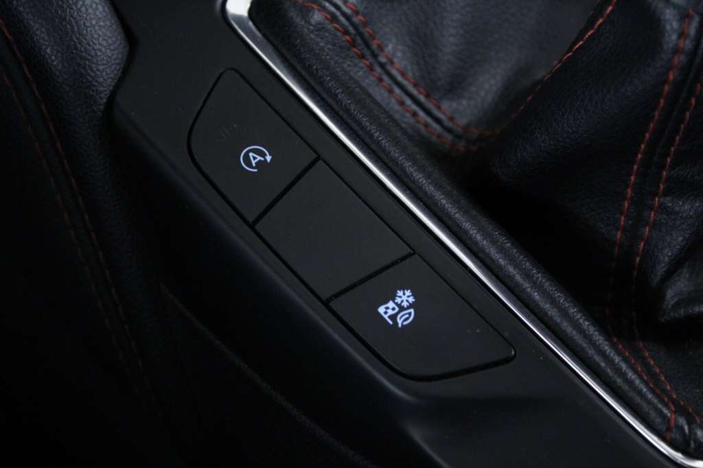 ford-kuga-2022-gasolina-1496cc