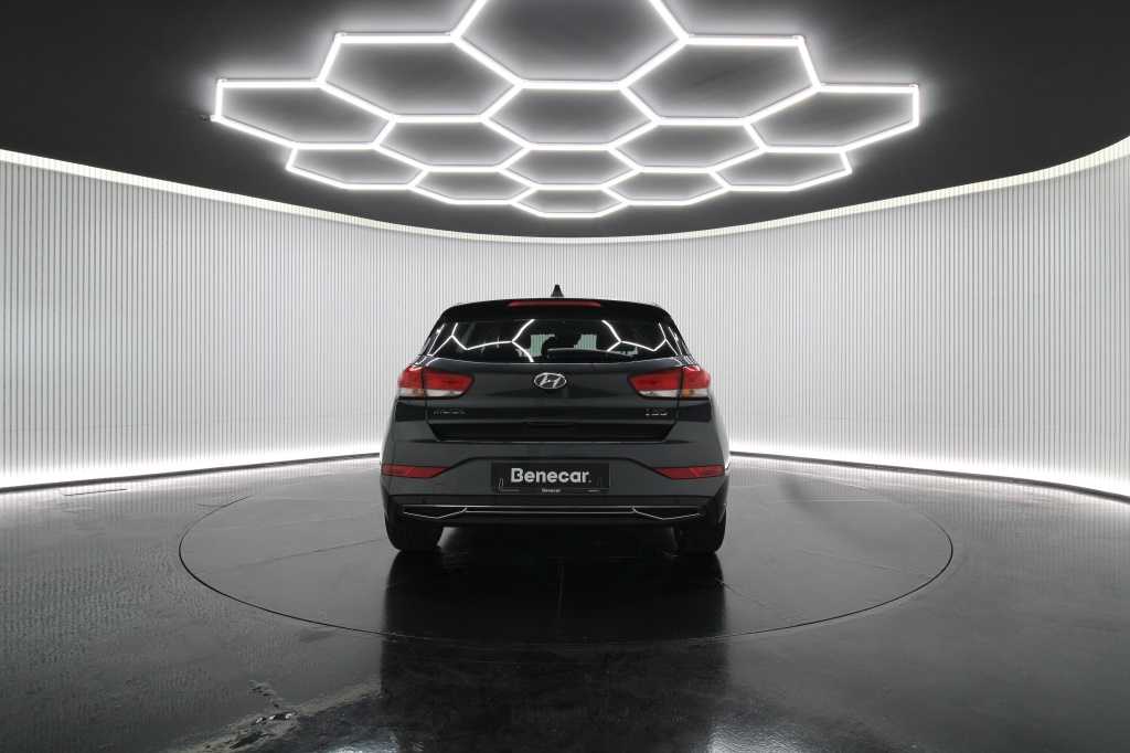 hyundai-i30-2024-gasolina-998cc