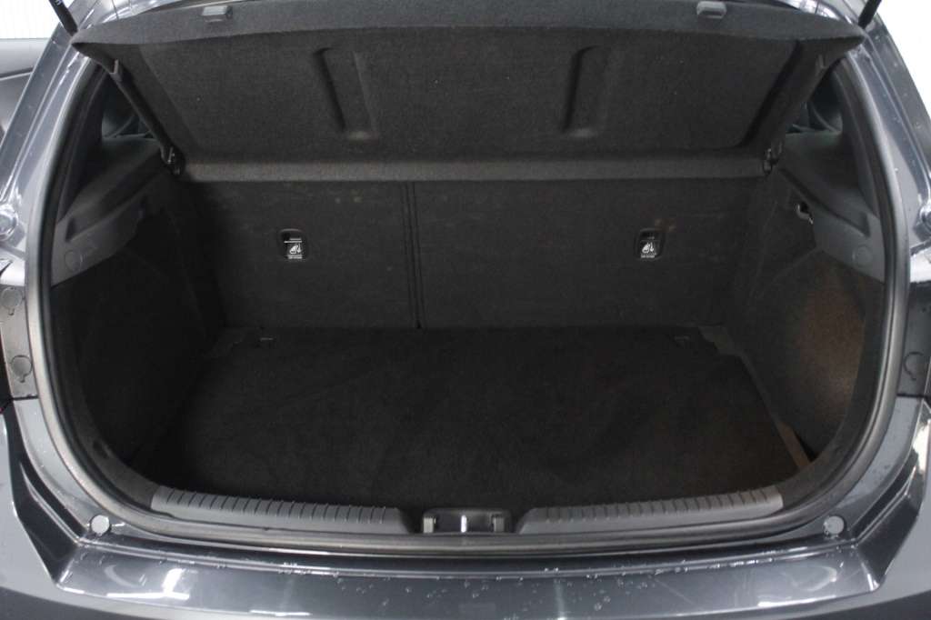 hyundai-i30-2024-gasolina-998cc