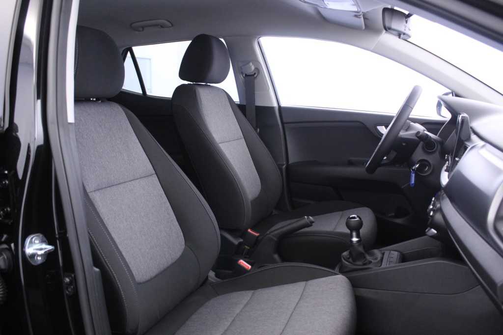 kia-stonic-2024-gasolina-1197cc