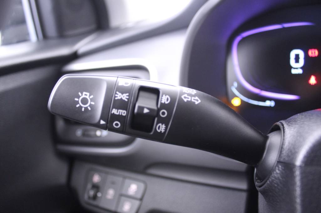 kia-stonic-2024-gasolina-1197cc