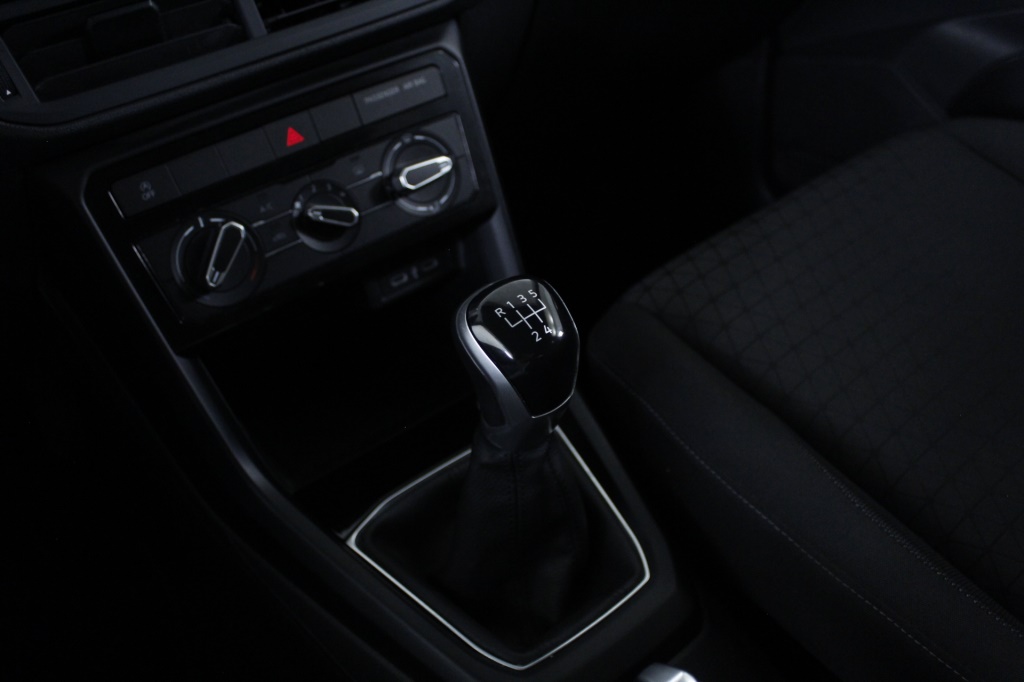 volkswagen-t-cross-2023-gasolina-999cc
