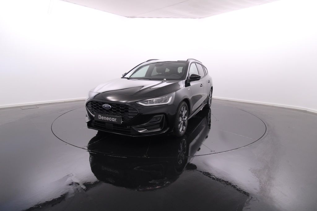 ford-focus-sw-2023-diesel-1499cc