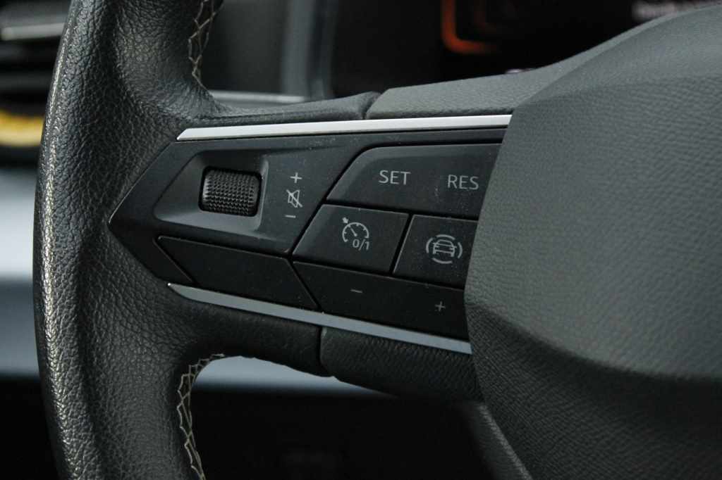 seat-ibiza-2024-gasolina-999cc