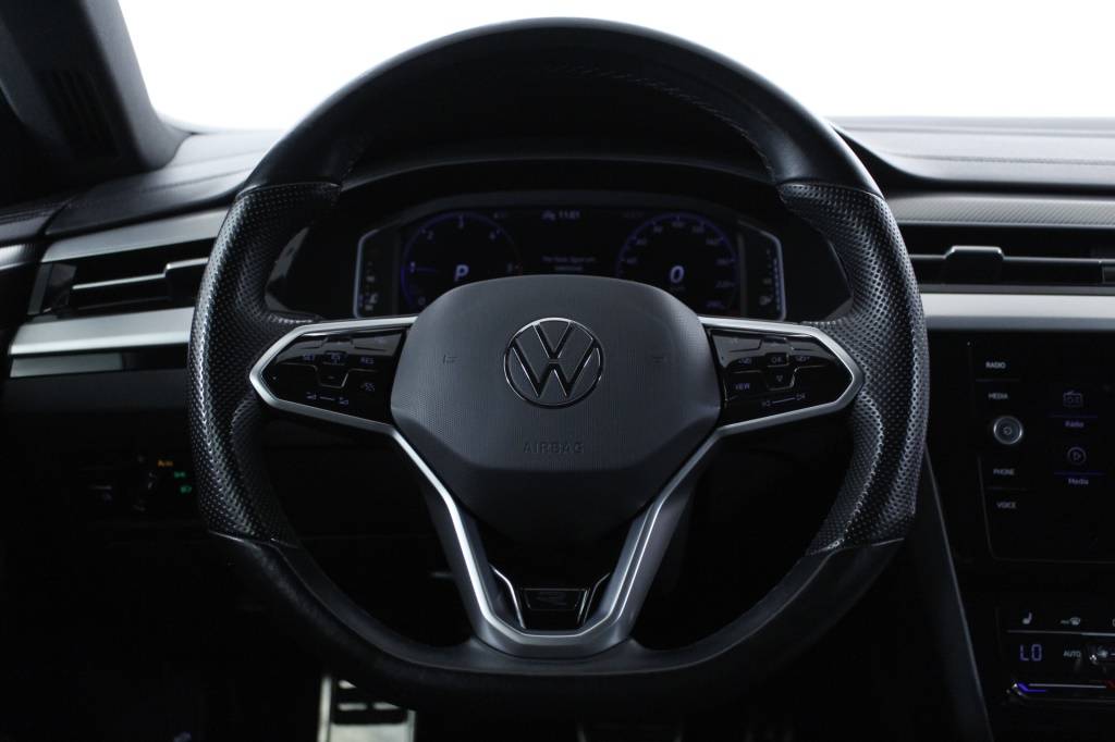 volkswagen-arteon-2023-diesel-1968cc