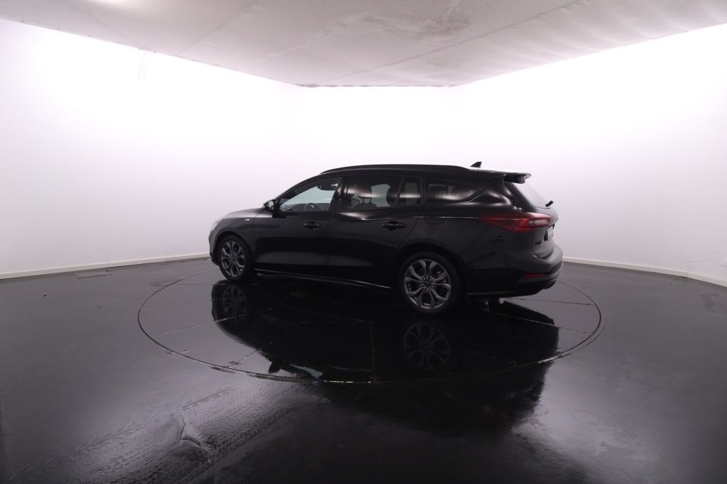 ford-focus-sw-2023-hibrido-999cc