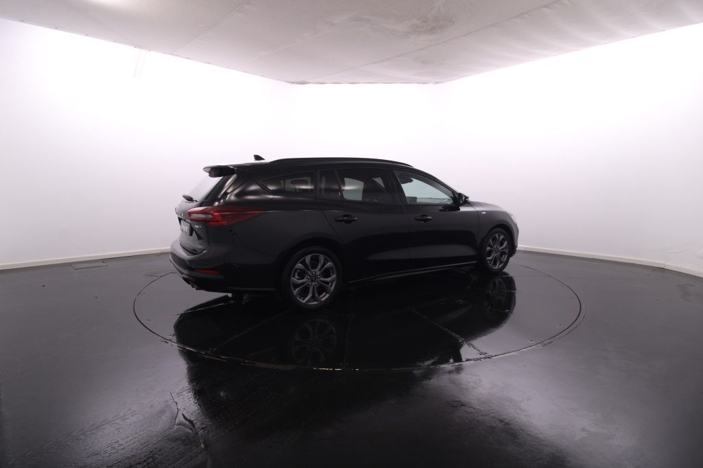 ford-focus-sw-2023-hibrido-999cc