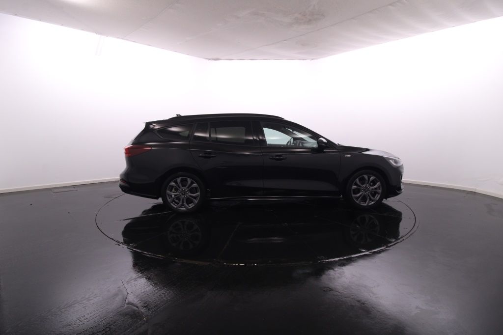 ford-focus-sw-2023-hibrido-999cc