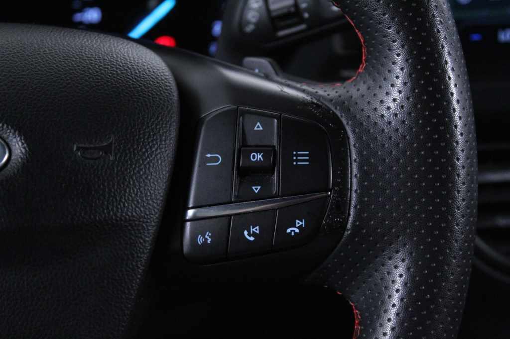 ford-focus-sw-2023-hibrido-999cc