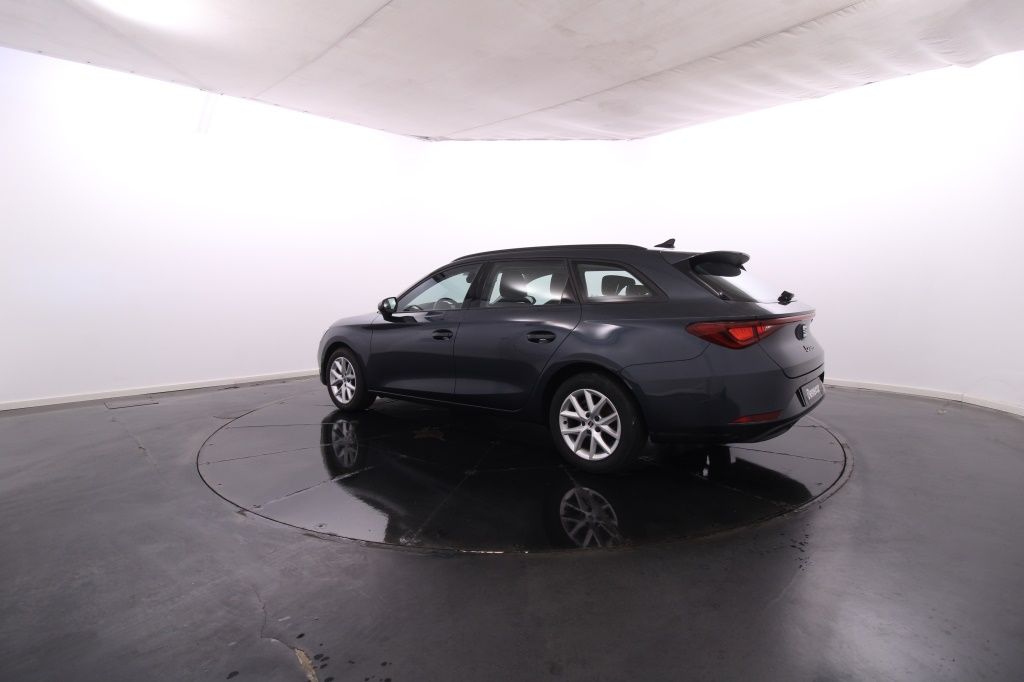 seat-leon-st-2024-gasolina-999cc