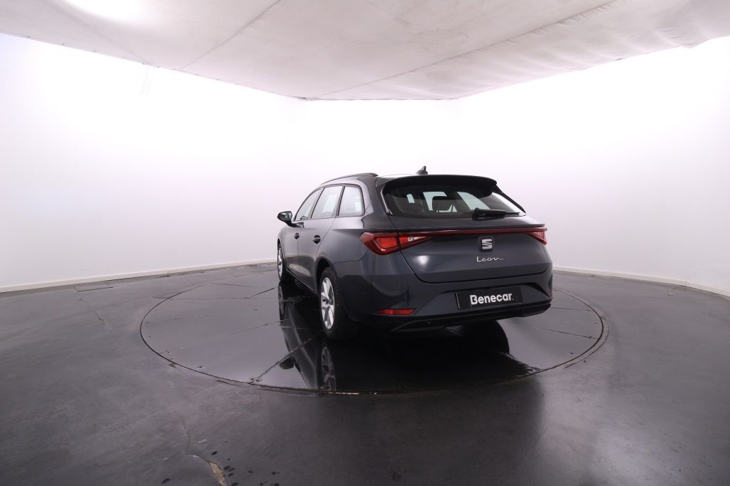 seat-leon-st-2024-gasolina-999cc