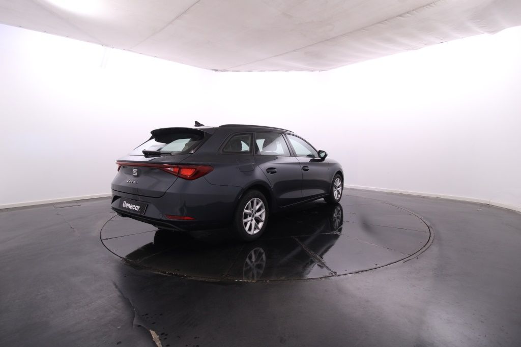 seat-leon-st-2024-gasolina-999cc