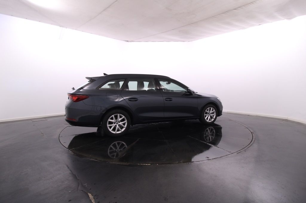 seat-leon-st-2024-gasolina-999cc
