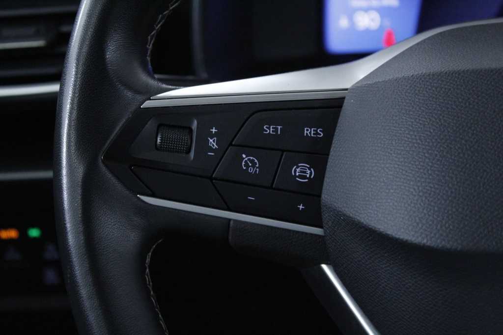 seat-leon-st-2024-gasolina-999cc