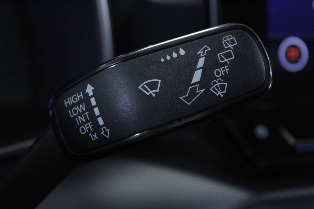 seat-leon-st-2024-gasolina-999cc