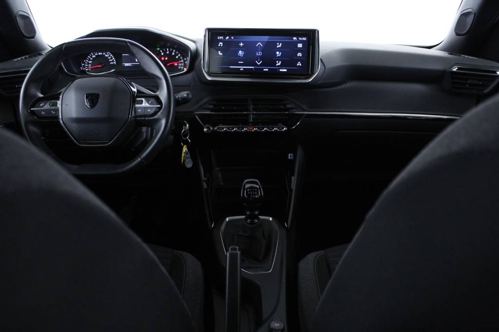 peugeot-2008-2024-gasolina-1199cc