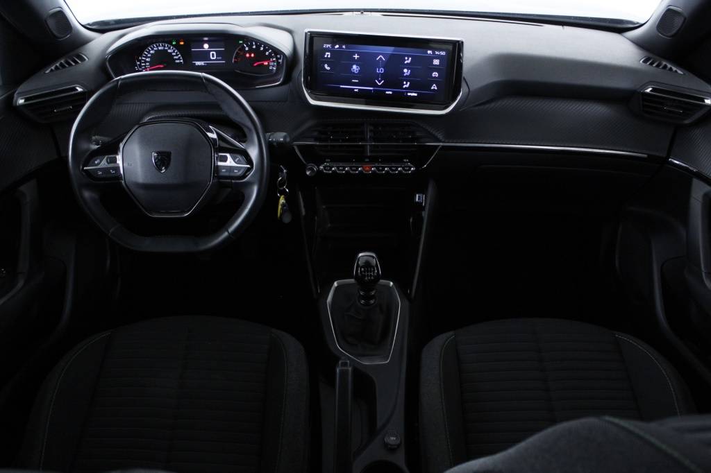 peugeot-2008-2024-gasolina-1199cc