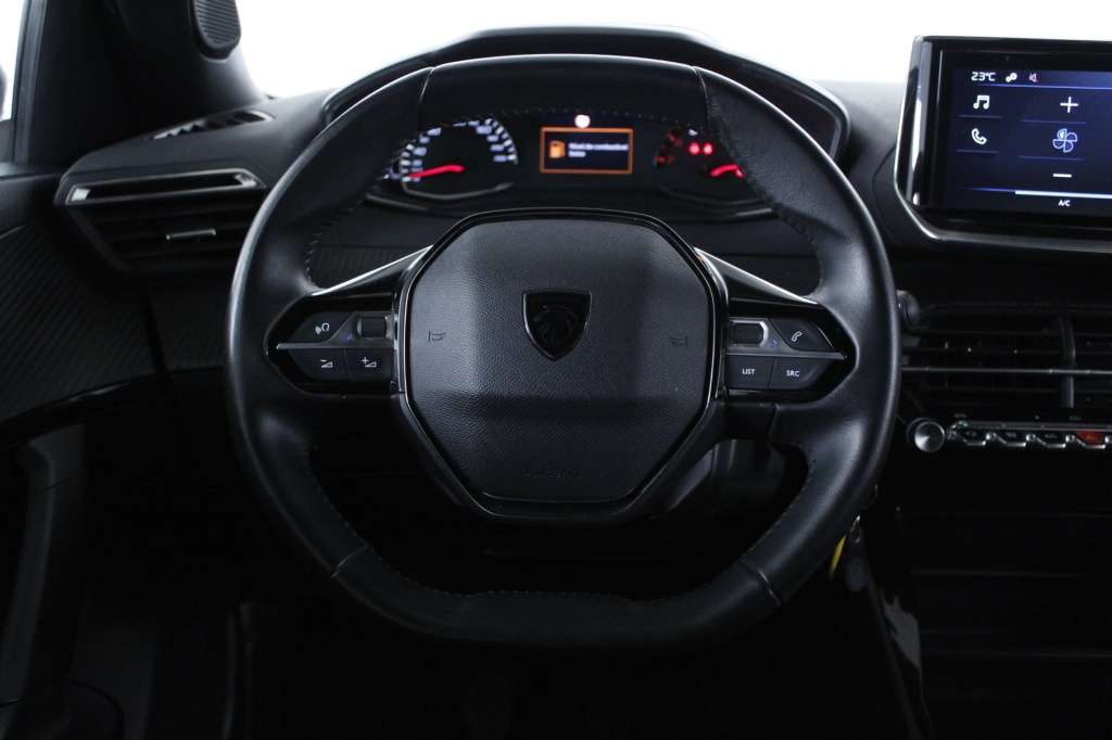 peugeot-2008-2024-gasolina-1199cc
