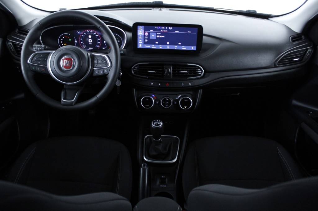 fiat-tipo-station-wagon-2023-gasolina-999cc
