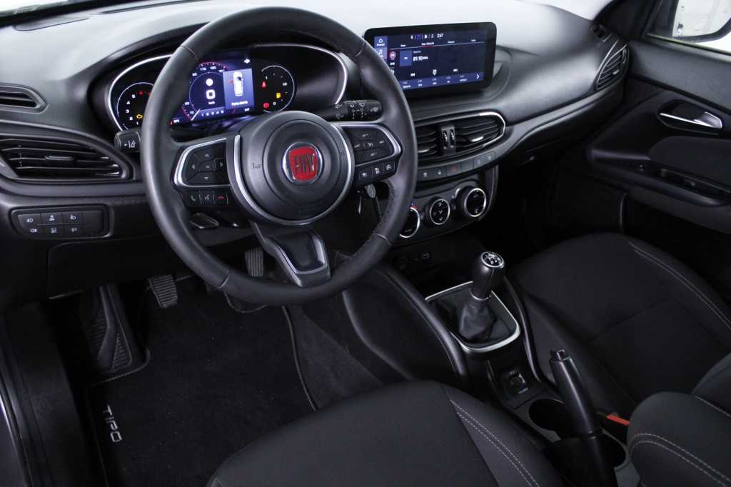 fiat-tipo-station-wagon-2023-gasolina-999cc