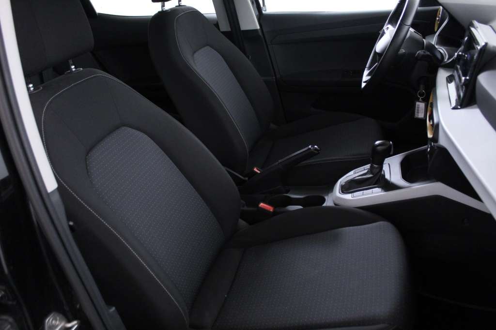 seat-arona-2024-gasolina-999cc