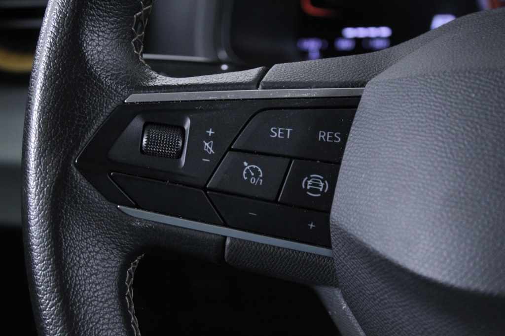 seat-arona-2024-gasolina-999cc